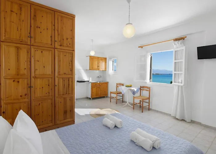 Apart Otel Seample Chrisi Akti (Paros)