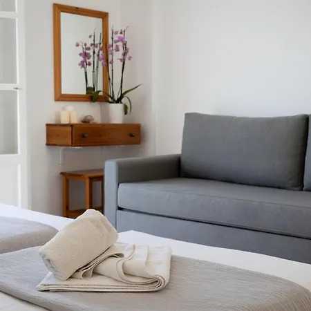 Seample 3* Chrisi Akti (Paros)